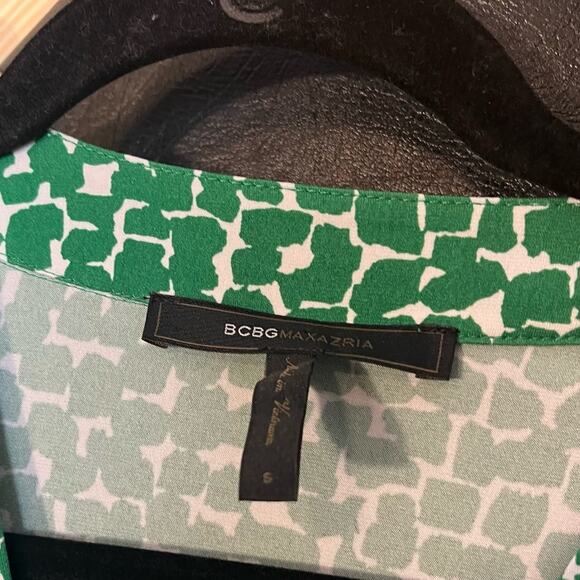 BCBGMaxazria Green Wrap Style Dress Size Small - Picture 7 of 8